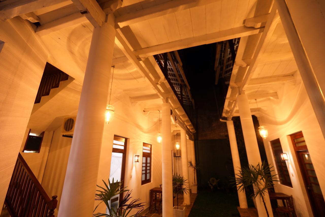 Knight Inn - Galle Fort Exterior photo