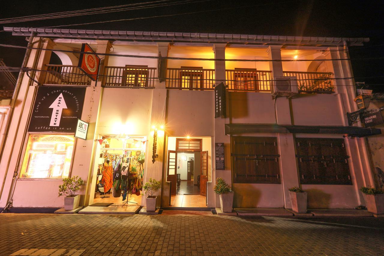 Knight Inn - Galle Fort Exterior photo